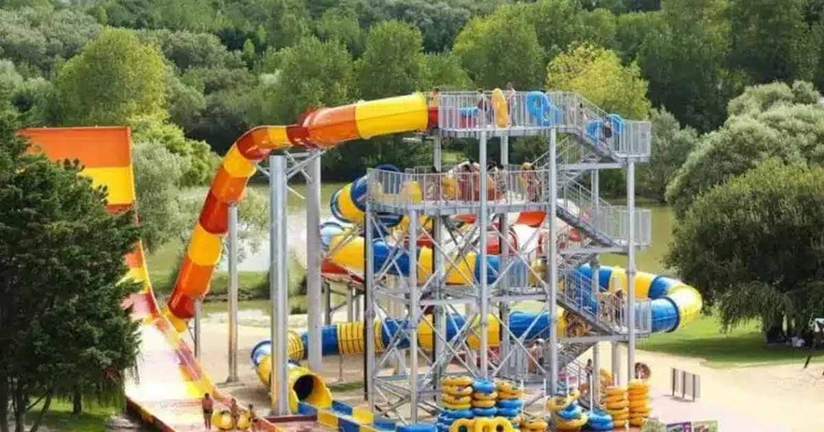 Top 10 Parcs Aquatiques en France : Le Classement 2026